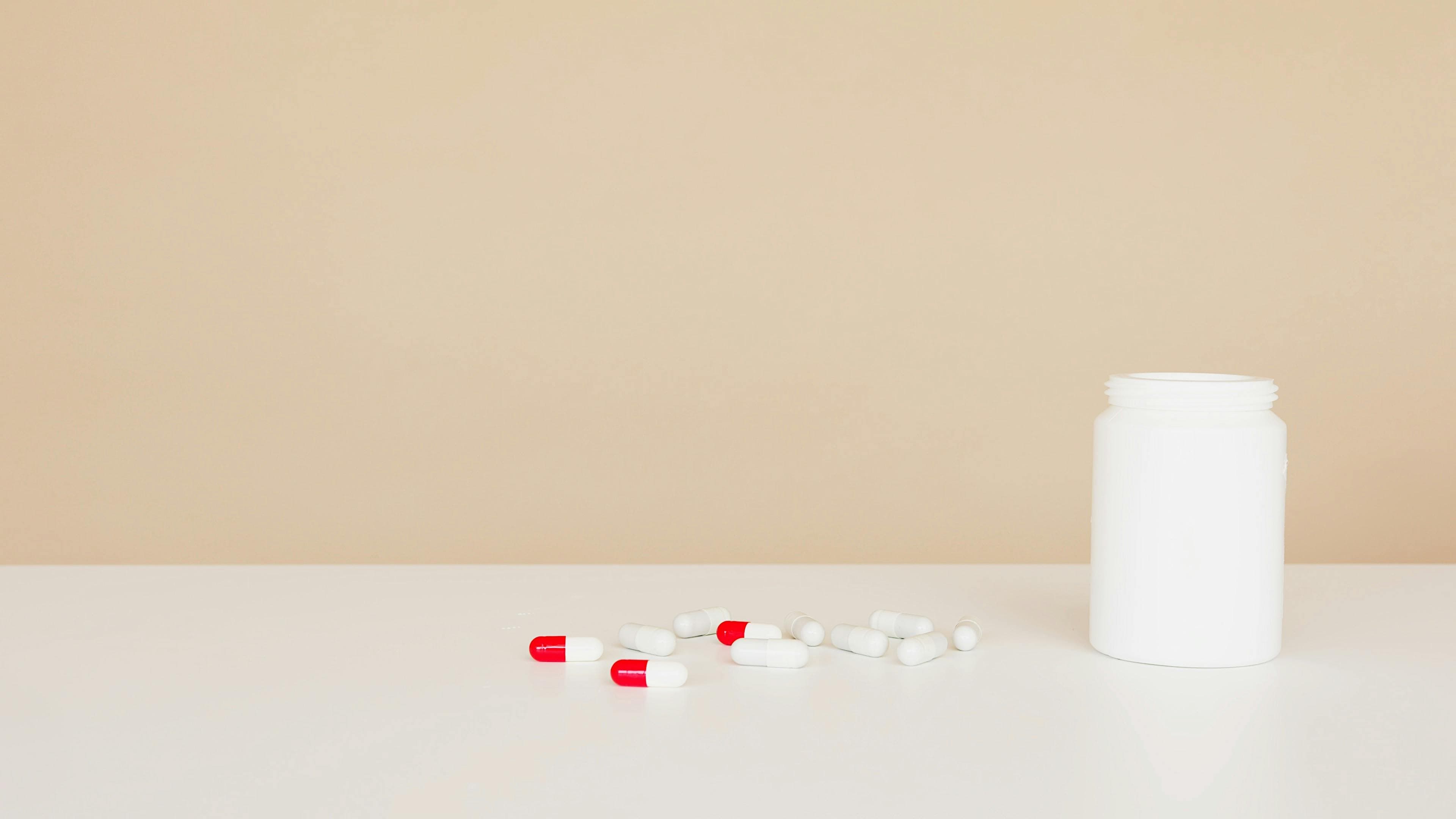 Comparing Cephalexin and Amoxicillin Uses, Side Effects, and Efficacy 2